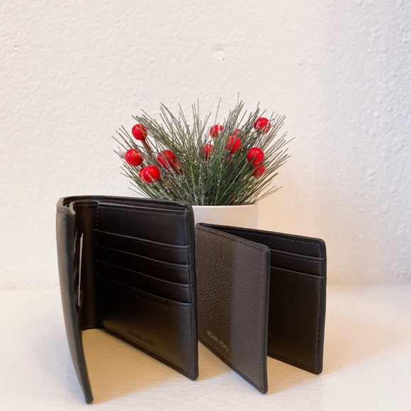 Michael Kors Cooper Bifold W Passcase - Picture 2 of 8